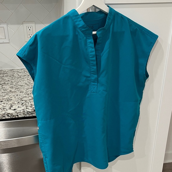 Figs Limited Edition “Teal” Rafaela Top Size L - Picture 1 of 6